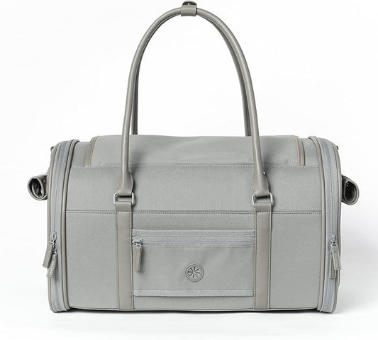 Soft-Sided Pet Carrier for Cats and Small Dogs – Stylish, Airline-Approved Travel Bag with Mesh Ventilation, Collapsible, Removable Pad and Safety Leash, Fits up to 16 lb